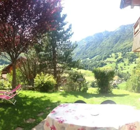 Dans Les Aravis, Proche Du Grand Bornand Et De La Clusaz